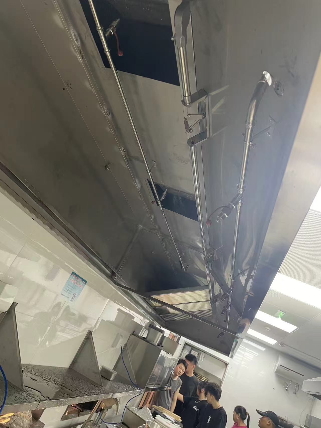 厨房自动灭火装置